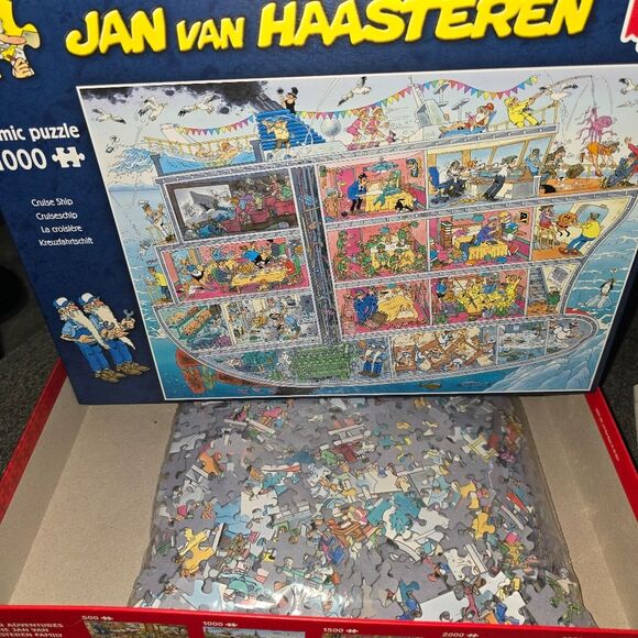 Jan Van Haasteren 1000 piece puzzle "Cruise Ship" COMPLETE - Picture 1 of 1